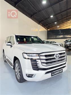 تۆیۆتا لاند کروزەر